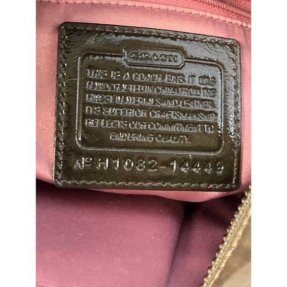 COACH 14449 LARGE TAN, BROWN SIGNAUTE PRINT SHOULDER BAG - Picture 13 of 16